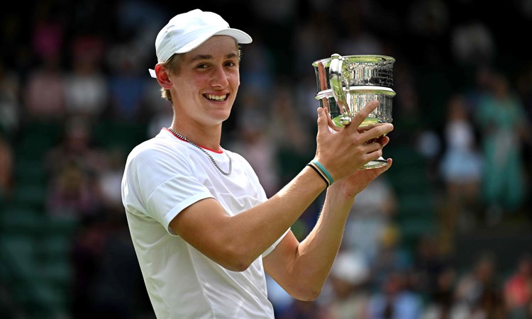 Wimbledon 2023: Henry Searle is crowned the first British Boys’ singles champion for 61 years