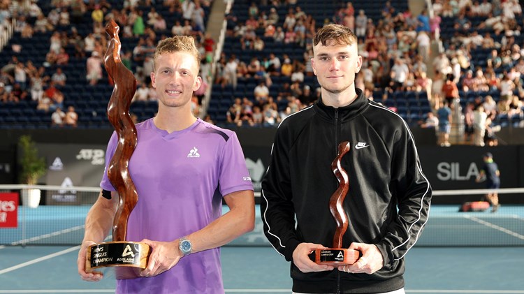 Jack Draper with his runner-up trophy at the Adelaide International with title-winner Jiri Lehecka