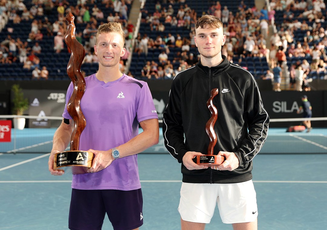 Jack Draper with his runner-up trophy at the Adelaide International with title-winner Jiri Lehecka