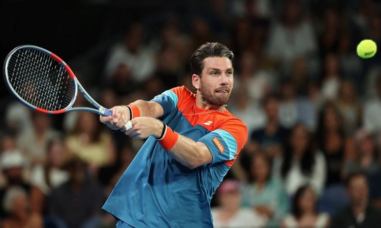 Australian Open 2026: Cam Norrie loses out to Alexander Zverev in four sets