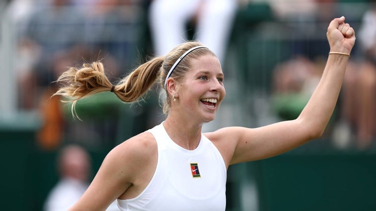 Hannah Klugman celebrates winning a point against Leylah Fernandez at Wimbledon