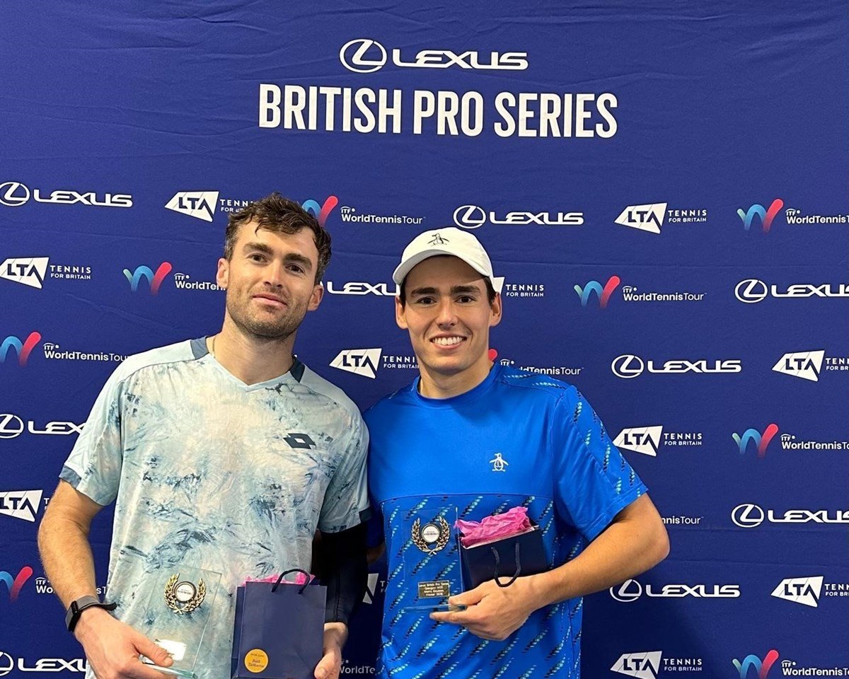 2026-Charles-Broom-Giles-Hussey-Glasgow-pro-series-doubles-winners.jpg