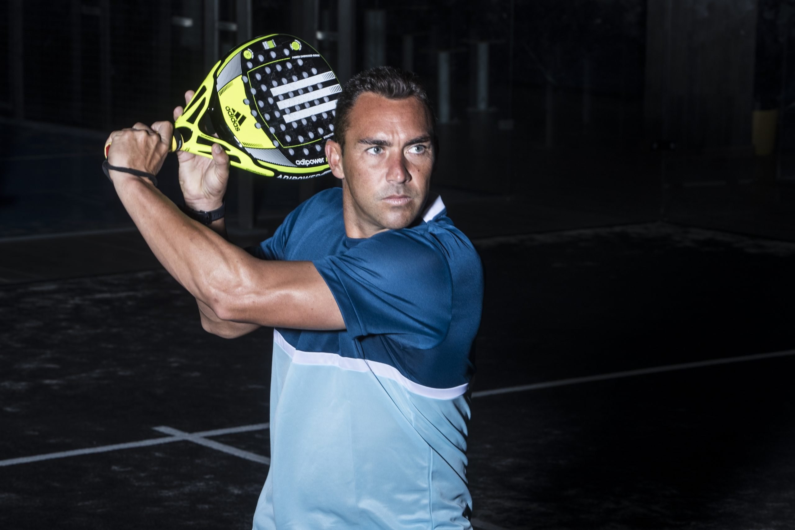 Richard Brooks playing a backhand padel shot