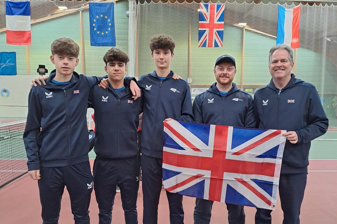 14U GB boys team celebrating qualification for the Winter Cup Finals