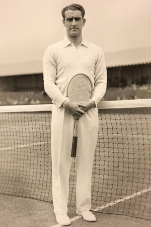 Donald McPhail holding his racket at Wimbledon 