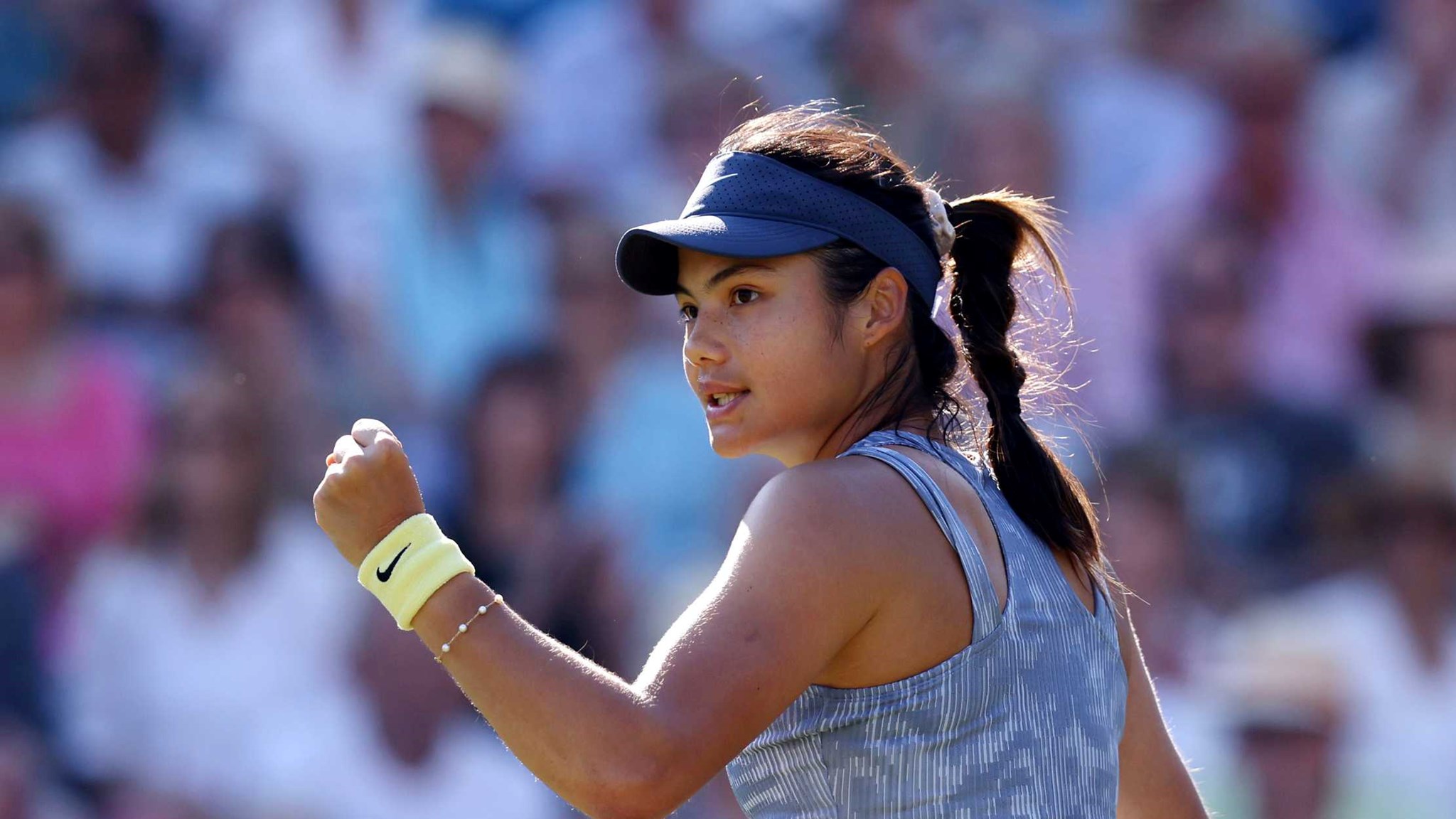 Rothesay International Eastbourne 2024: Three British women make quarter-finals in Eastbourne for the first time since 1978