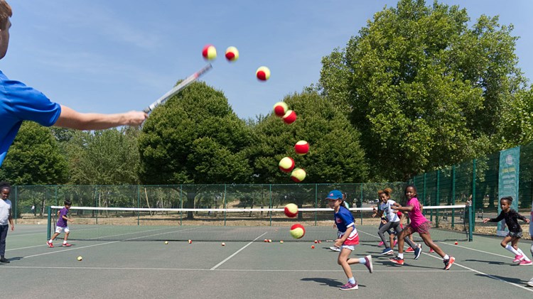 Tennis opportunities for women & girls expanded in Islington following LTA Tennis Foundation Grant
