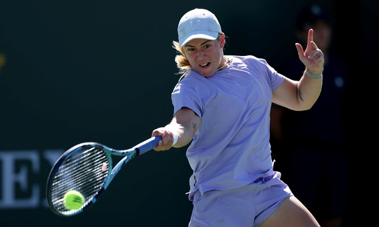 Sonay Kartal hitting a forehand on court at the BNP Paribas Open Indian Wells