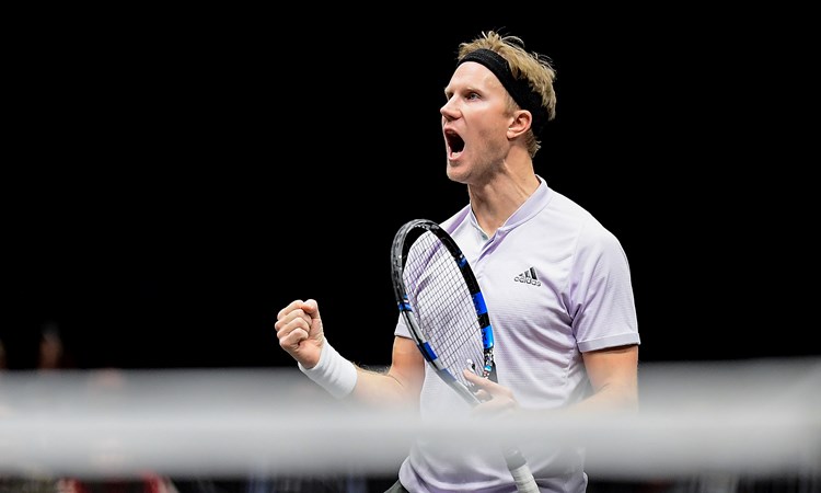 Dom Inglot celebrating his victory at the New York Open
