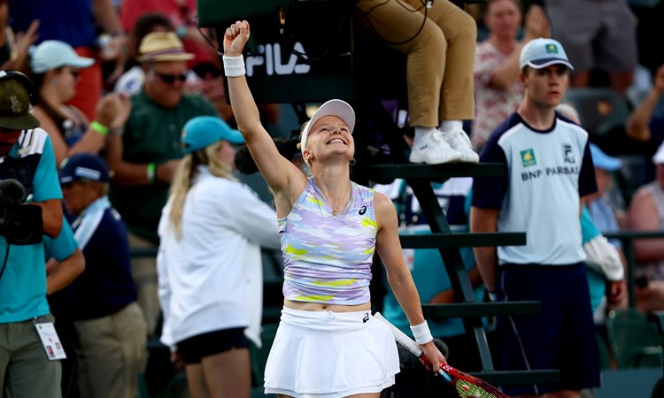Harriet Dart celebrates reaching the fourth round at Indian Wells for the first time