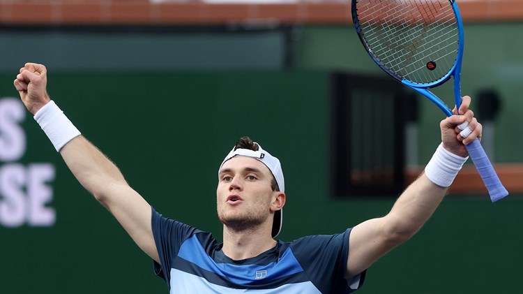 Jack Draper celebrates beating Taylor Fritz in the fourth round of Indian Wells 2025