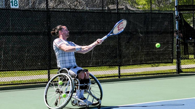 Gordon Reid hitting a forehand at the Cajun Classic 2023