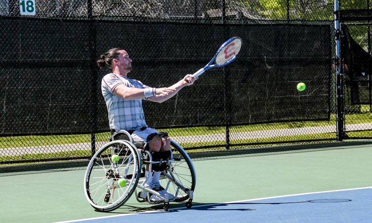 Gordon Reid hitting a forehand at the Cajun Classic 2023