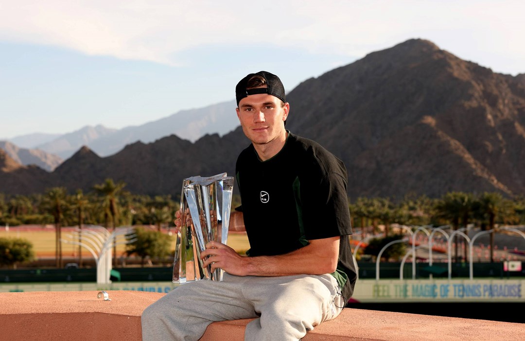 Jack Draper holding his first ATP Masters 1000 title at Indian Wells 2025