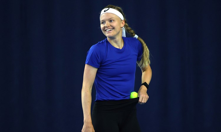 Harriet Dart laughing in training for the 2021 Billie Jean King Cup play-offs
