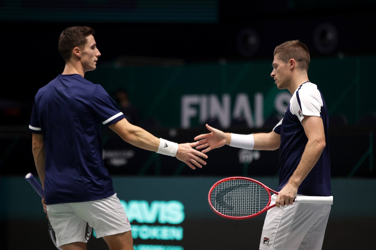 Joe Salisbury & Neal Skupski Davis Cup Czech Republic.jpg