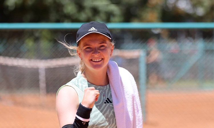 Fran Jones celebrates a win at the San Luis Open