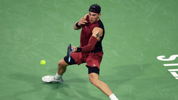 Jack Draper strikes a forehand during the quarter-finals of Indian Wells