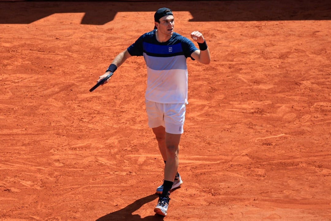 Jack Draper celebrates winning a point at the Rolex Monte-Carlo Masters