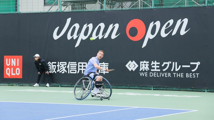 Alfie Hewett in action at the 2024 Japan Open