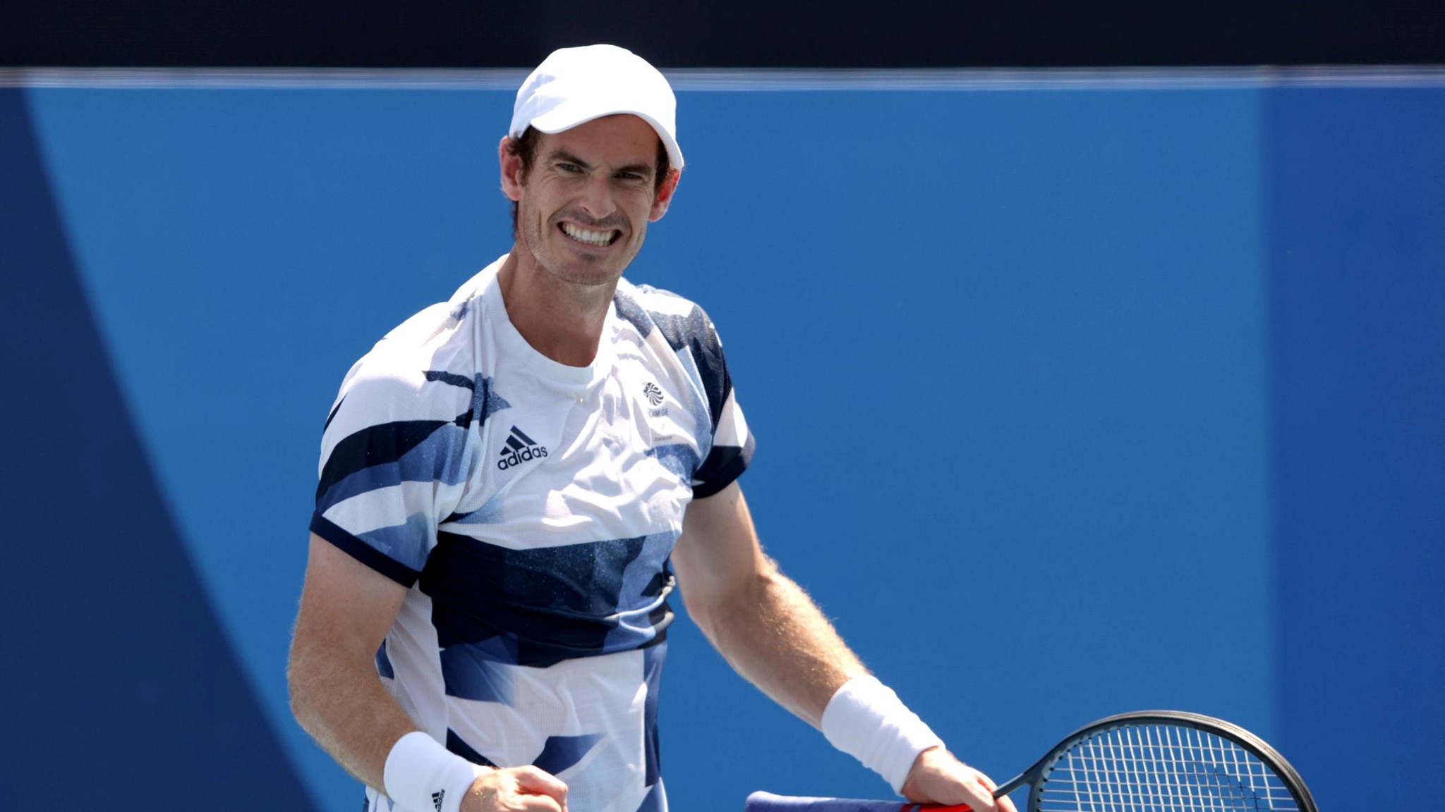 Andy Murray fist pumps at the 2020 Tokyo Olympics