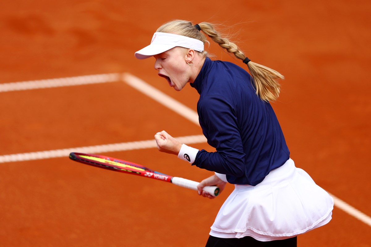 2022-Harriet-Dart-BJK-Cup-day-two-roar.jpg