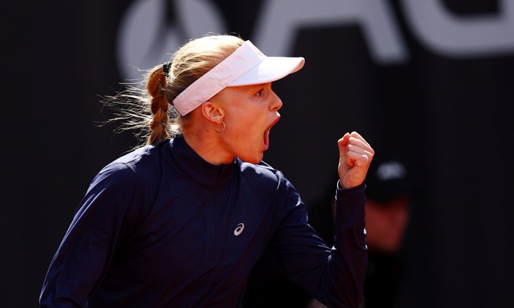 Harriet Dart celebrating at the Billie Jean King Cup 2022