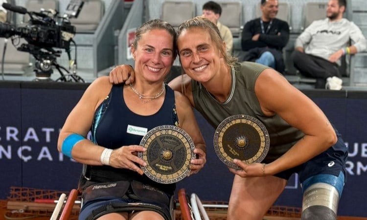 Julian Cash, Lloyd Glasspool & Lucy Shuker lift clay court titles in Barcelona & Rouen