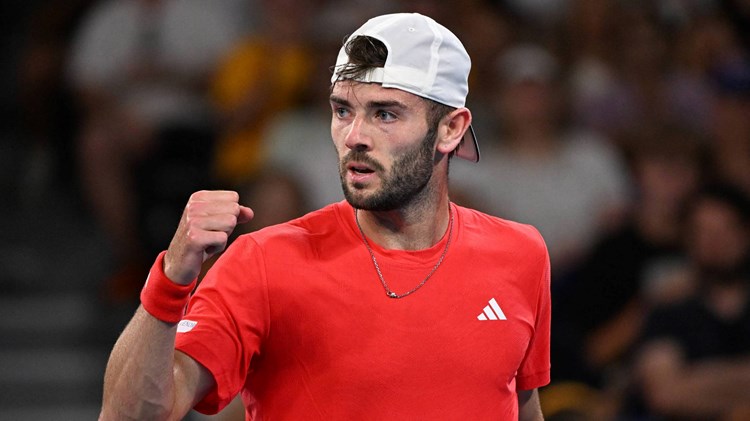 Jacob Fearnley gives a fist pump at the Australian Open