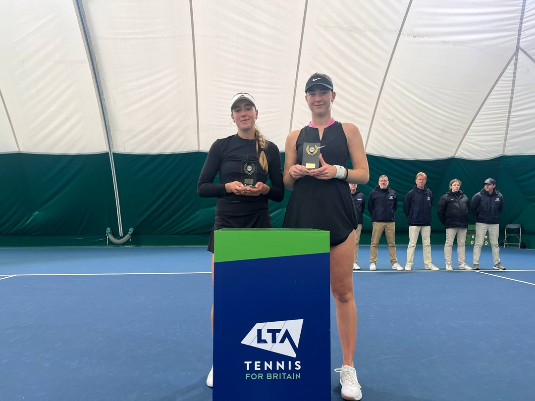 Mika Stojsavljevic holding the W35 Nottingham title