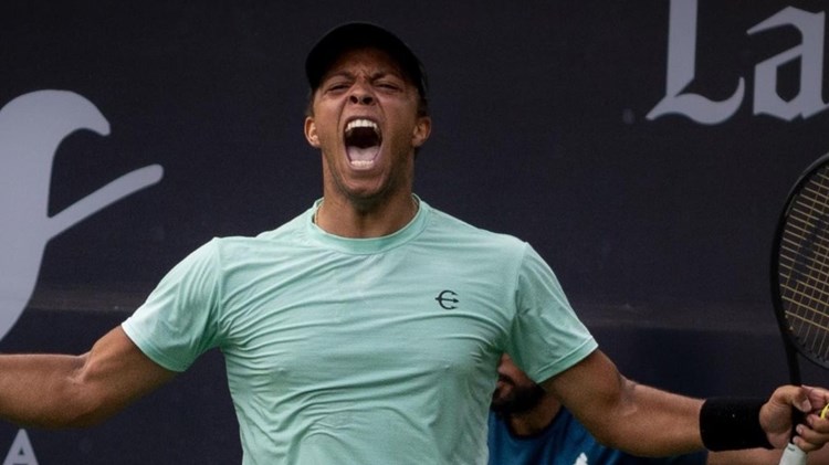 Jay Clarke celebrates his third ATP Challenger title in Mexico