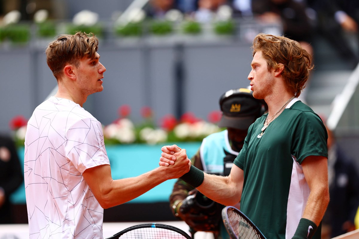 2022-Jack-Draper-Andrey-Rublev-Madrid-Open.jpg