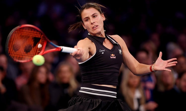 Top 10 star Emma Navarro heading to the HSBC Championships in 2025