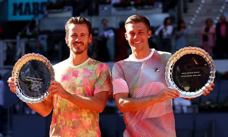 Neal Skupski and Wesley Koolhof lifting the Mutua Madrid Open title