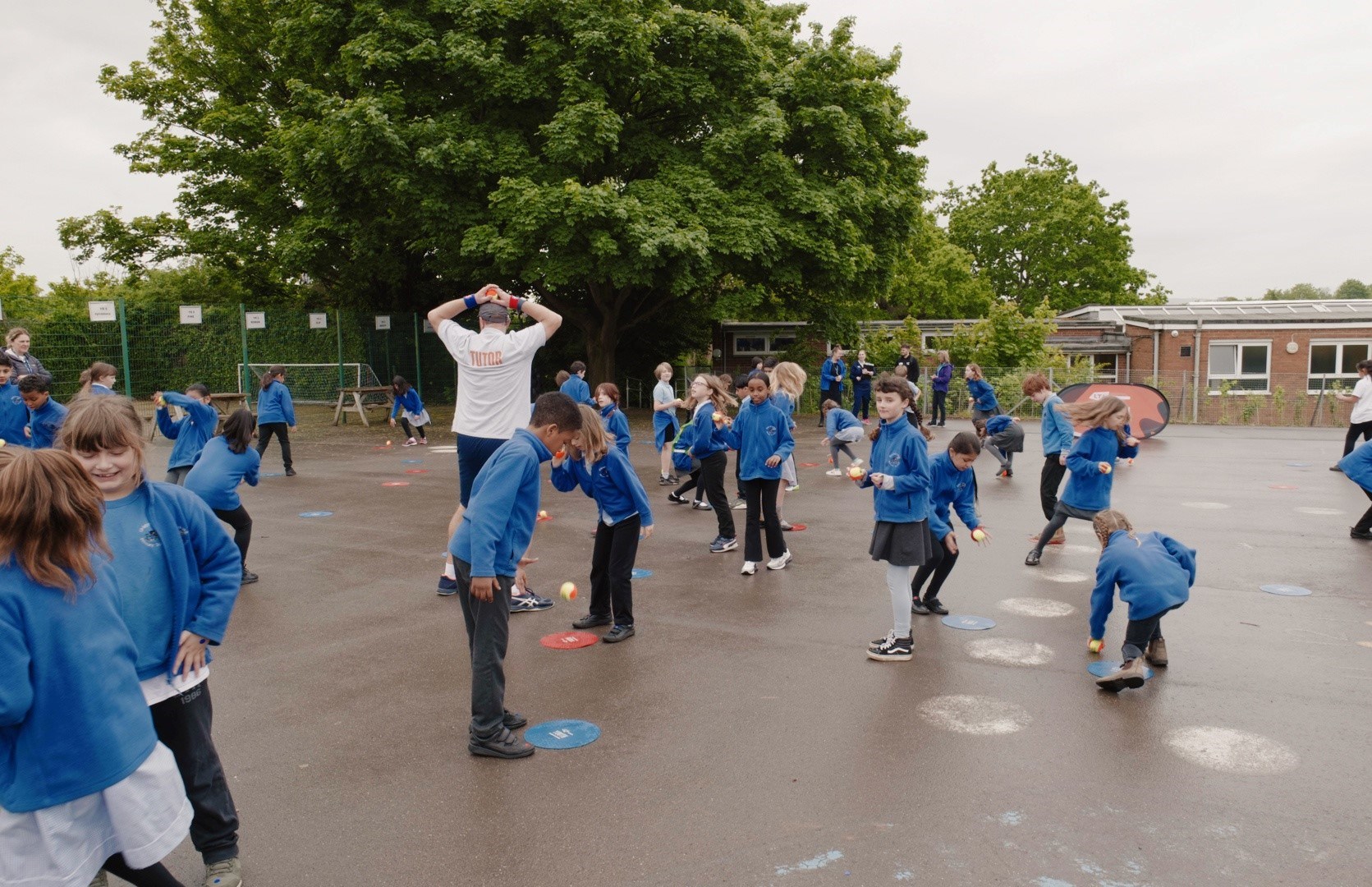 Students participating in an LTA Youth session at Glenfrome Primary School