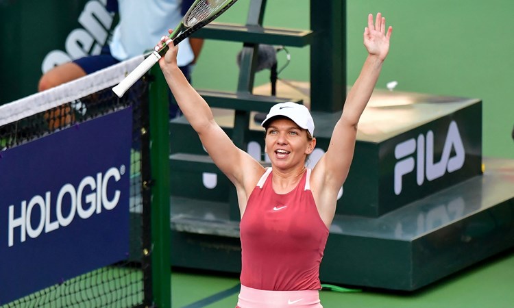 Simona Halep celebrates at the 2022 Indian Wells