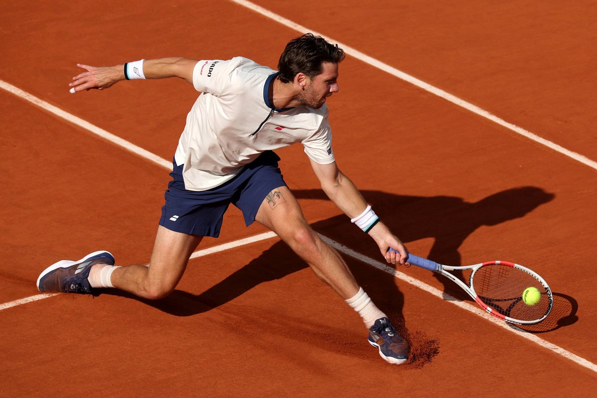 2025-Cam-Norrie-Roland-Garros-R4-action.jpg