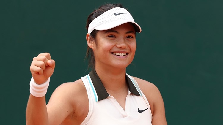 Emma Raducanu smiles after a first round win at Roland Garros 2025