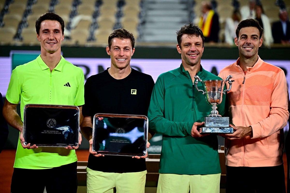 2025-Salisbury-Skupski-Roland-Garros-Runners-up.jpg
