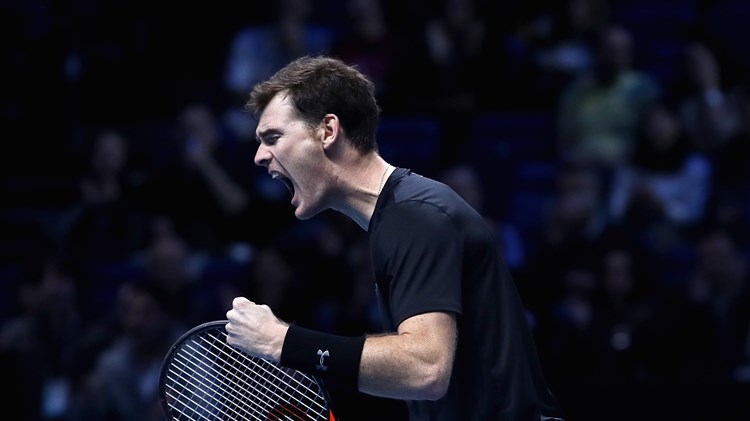 Jamie Murray celebrates winning a point during the semi-finals of the ATP World Tour Finals 2016