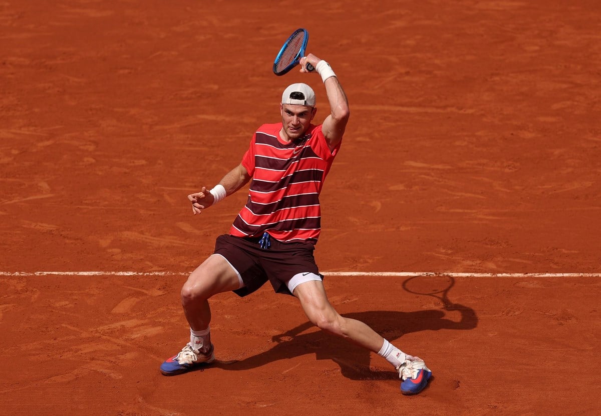2025-Jack-Draper-Roland-Garros-R3-action.jpg