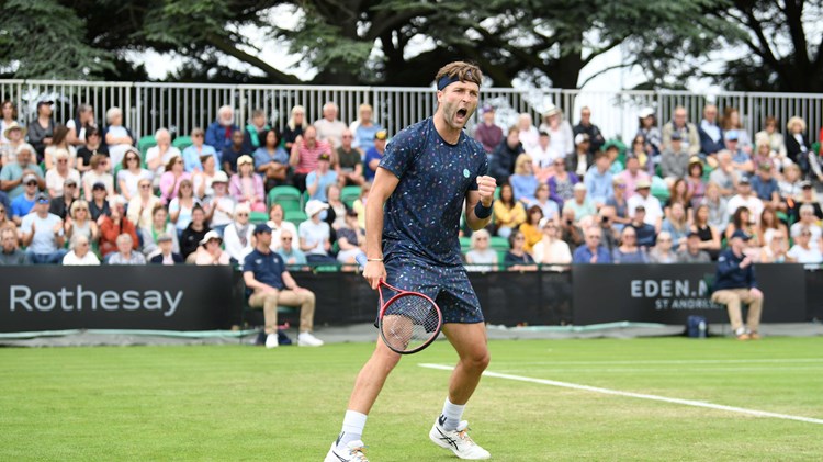 Liam Broady reacts after winning a set during his clash against Otto Virtanen at the 2022 Rothesay Open Nottingham