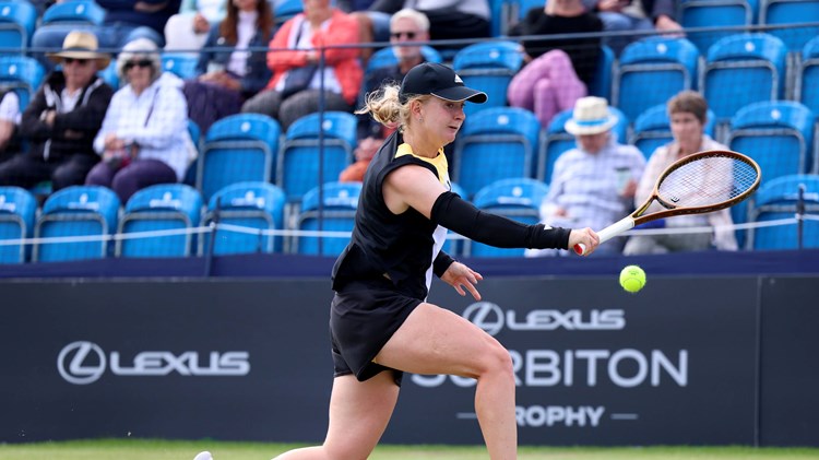 Fran Jones hits a backhand at the Lexus Surbiton Trophy