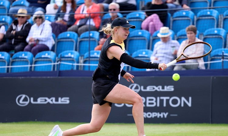 Fran Jones hits a backhand at the Lexus Surbiton Trophy