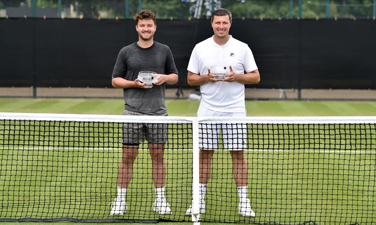 Jonny O'Mara and Ken Skupski with the 2022 Rothesay Open Nottingham title