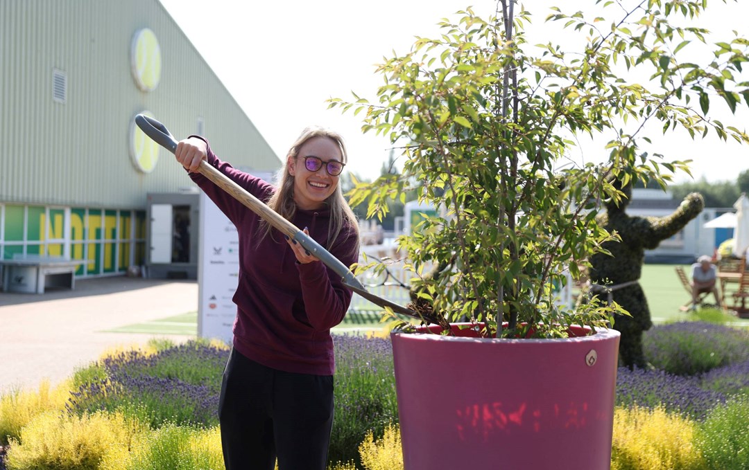 Donna Vekic plants a tree at the Nottingham Tennis Centre