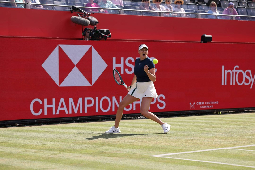 Amanda Anisimova celebrates a semi-final win at the HSBC Championships