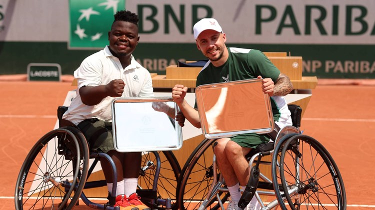Andy Lapthorne and Donald Ramphadi with the 2023 French Open quad doubles title