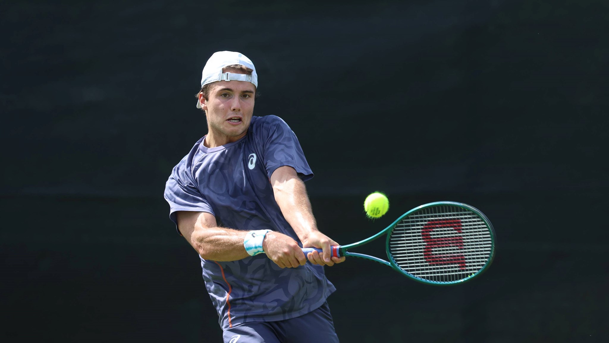 Arthur Fery hits a backhand in qualifying at the Lexus Nottingham Open