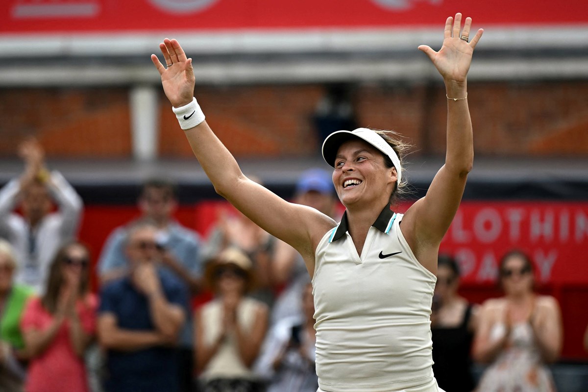 2025-Tatjana-Maria-HSBC-Championships-celebration.jpg